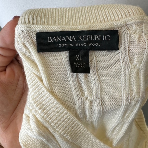 Banana Republic 100% Merino Wool  Classic Cream Cable Knit Tank size XL - Picture 5 of 5